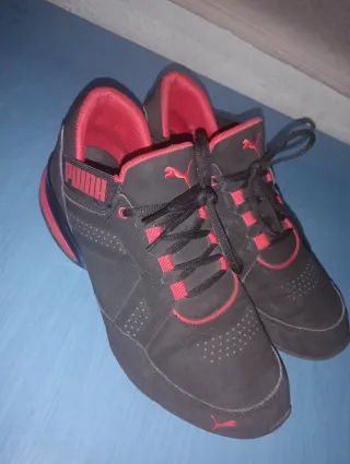 Zapatillas Puma Tazón Negras y Rojas