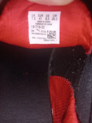 Zapatillas Puma Tazón Negras y Rojas
