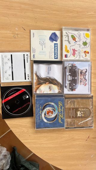 CDs Varios: Chillout, Niña Pastori, Clásicos Infan