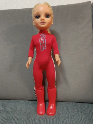 Muñeca Nancy Traje Rojo