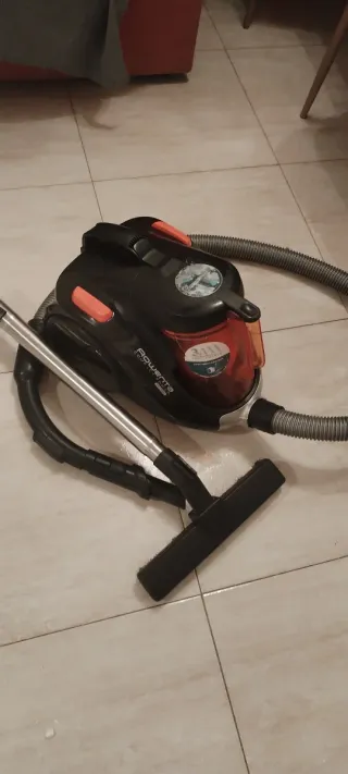 Aspiradora Rowenta Cyclonic 3AAA