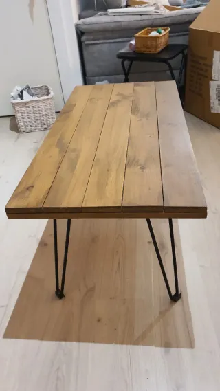 Mesa baja salón madera y metal