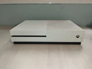 Xbox One S Blanca