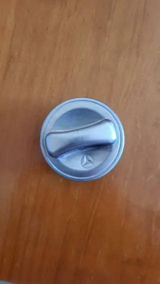 Tapón gasolina Mercedes W123 W124