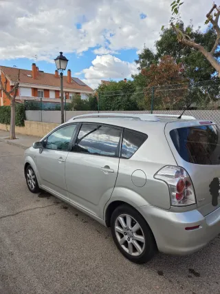 Toyota Corolla Verso 2.2 D 136 2007