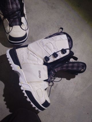 Kit Snowboard Botas Casco Fijaciones