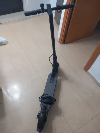 Patinete Eléctrico Xiaomi
Rueda delantera pinchada