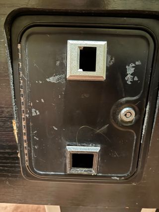 Mesa de billar con accesorios