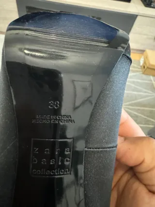 Zapatos de tacón negros