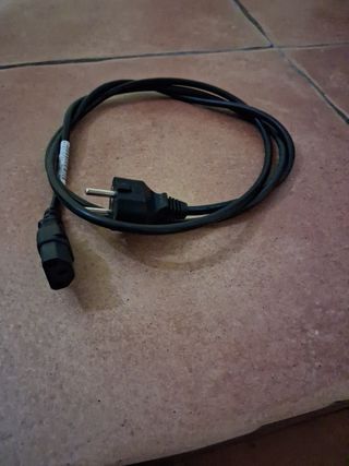 Cable de corriente C13 a C14