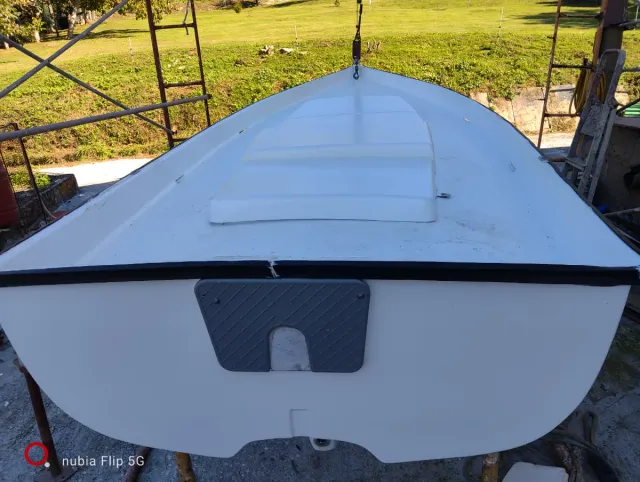 Embarcación  4m Fibra