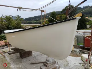 Embarcación 4m Fibra