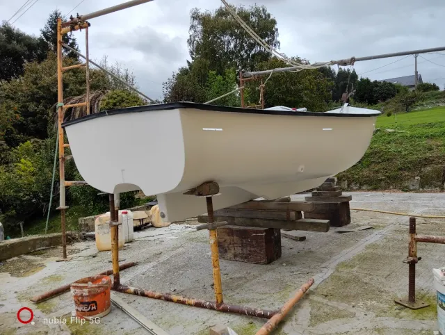 Embarcación  4m Fibra