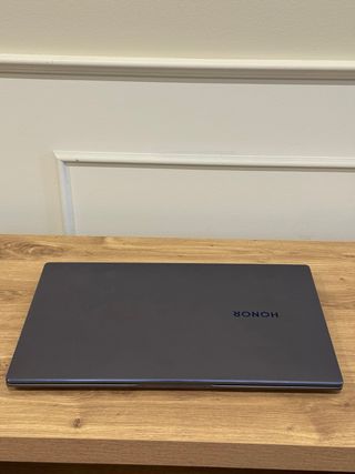 Portátil Honor MagicBook 15 Ryzen 5 512GB SSD