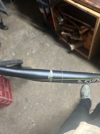 Manillar MTB Syncros 720mm


