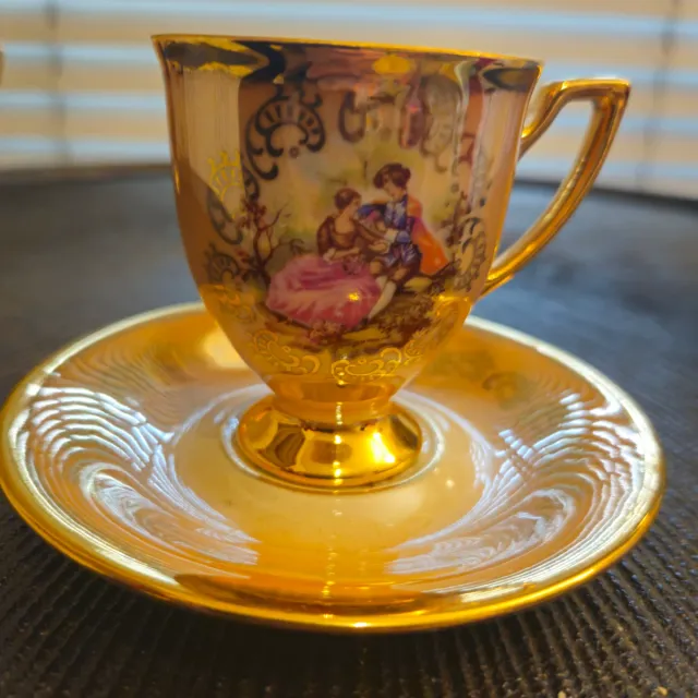 Servicio de té porcelana dorado