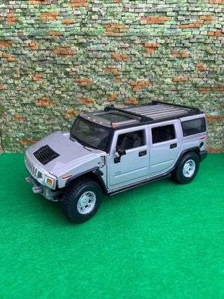 Hummer H2 Maisto – Escala 1:18 - Marca Maisto