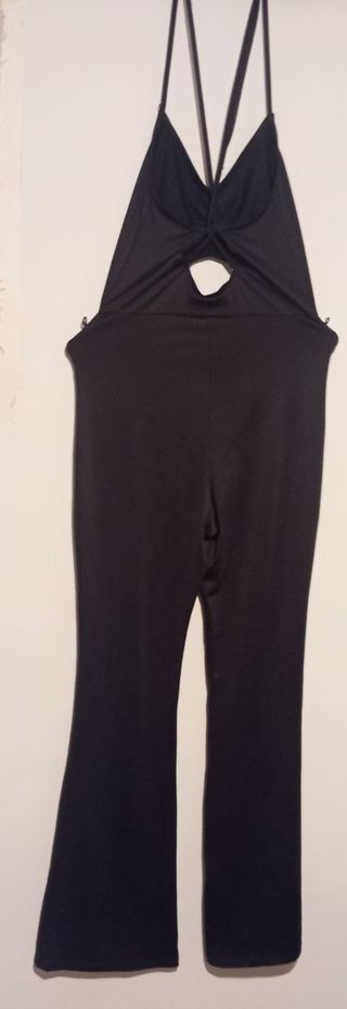 Mono negro para fiesta