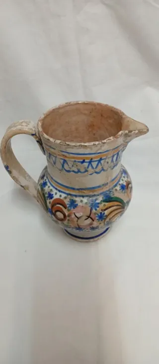 Jarra cerámica antigua pintada