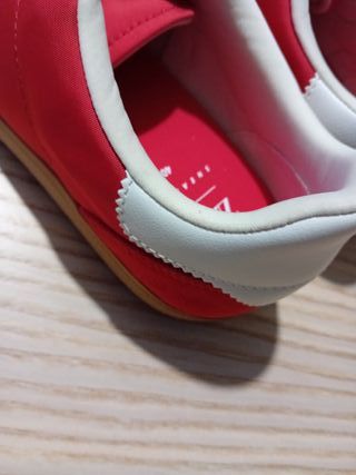 Zapatillas Zara rojas talla 40