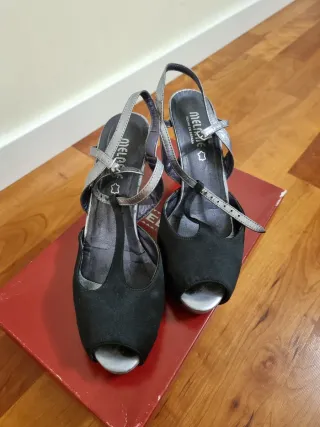Sandalias Melisa Mujer Tacon Negro y Plata