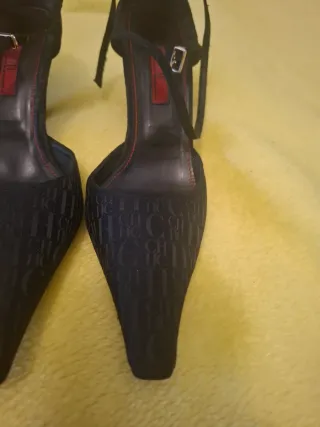 Zapatos de tacón Carolina Herrera negros