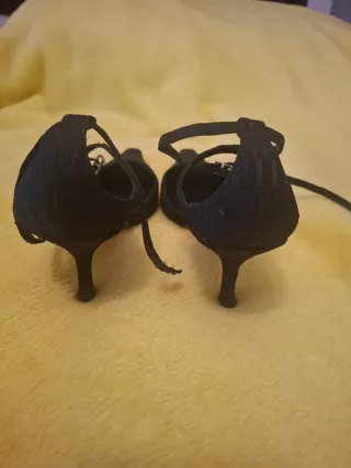 Zapatos de tacón Carolina Herrera negros