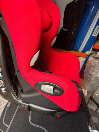 Silla Coche Bebé Confort Axiss Giratoria