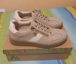 Deportivas SENDA ROAD piso caramelo beige.Talla 39
