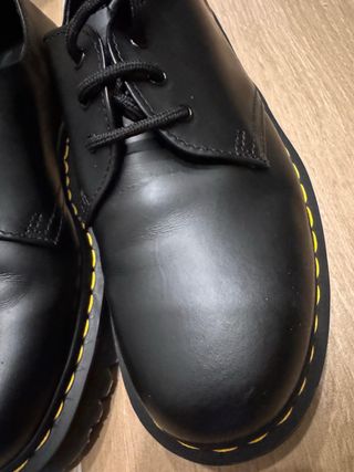 Zapatos Dr. Martens de cuero color negro