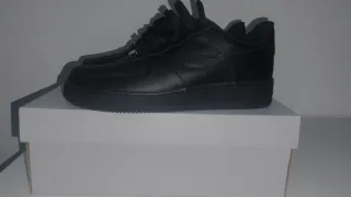 Nike Air Force 1 Negras Talla 42