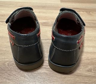 Zapatos niño BTS talla 36, piel azul