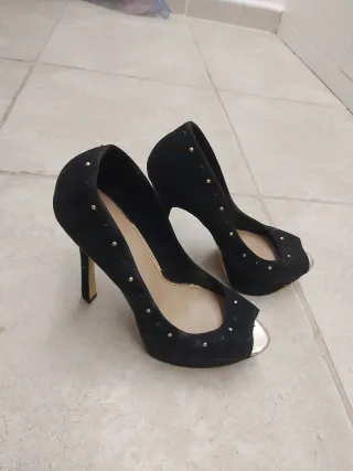 Zapatos Leticios Tacón Negro/Dorado Talla 38
