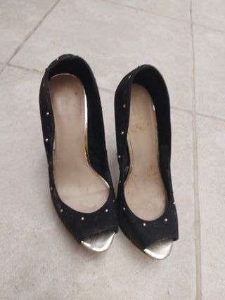 Zapatos Leticios Tacón Negro/Dorado Talla 38