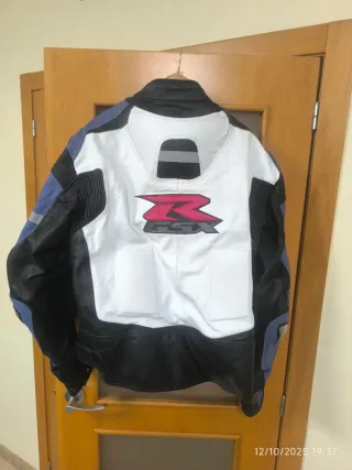 Mono de moto Suzuki 2 piezas