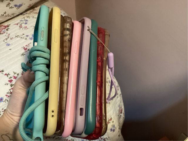 Fundas iPhone 11 (Varios Colores)