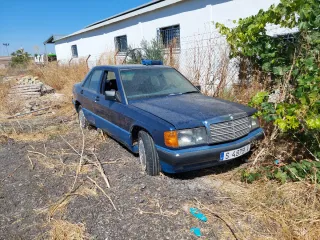 Mercedes-Benz Clase C 1988