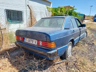 Mercedes-Benz Clase C 1988