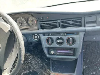 Mercedes-Benz Clase C 1988