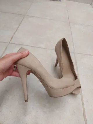 Zapatos Leticios Beige Talla 38