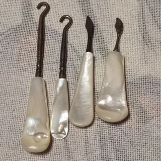 Antiguo juego tocador mango nacar