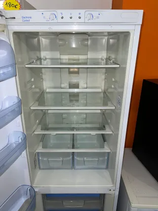OFERTA Nevera Combi INDESIT con Garantía 
