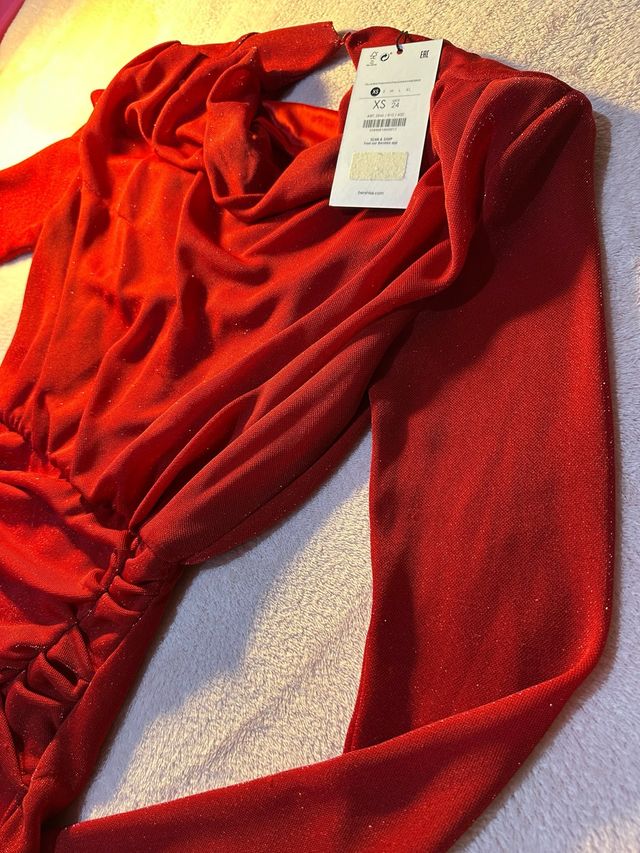 Vestido fiesta Bershka rojo talla XS