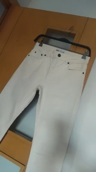 Pantalón Zara Beige