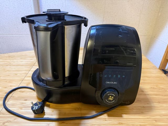 Cecotec Mambo 9090 RobotCocina para reparar/piezas