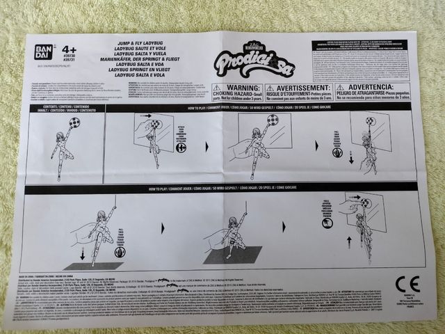 Muñeca Ladybug Prodigiosa salta y vuela