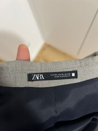 Americana Zara cuadros gris claro Talla 46