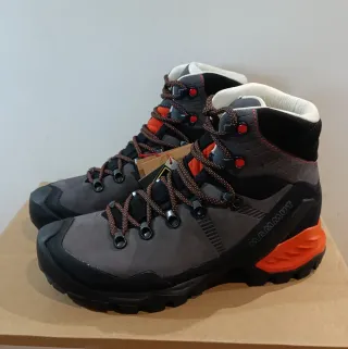 Botas de montaña Mammut Trovat