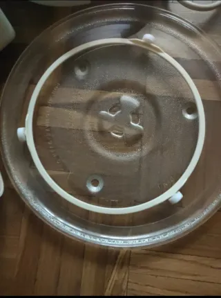 Microondas y Tostadora