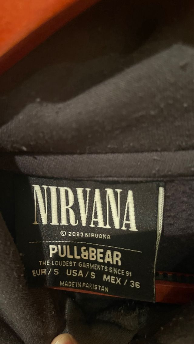 Sudadera Nirvana Pull&Bear Talla S
